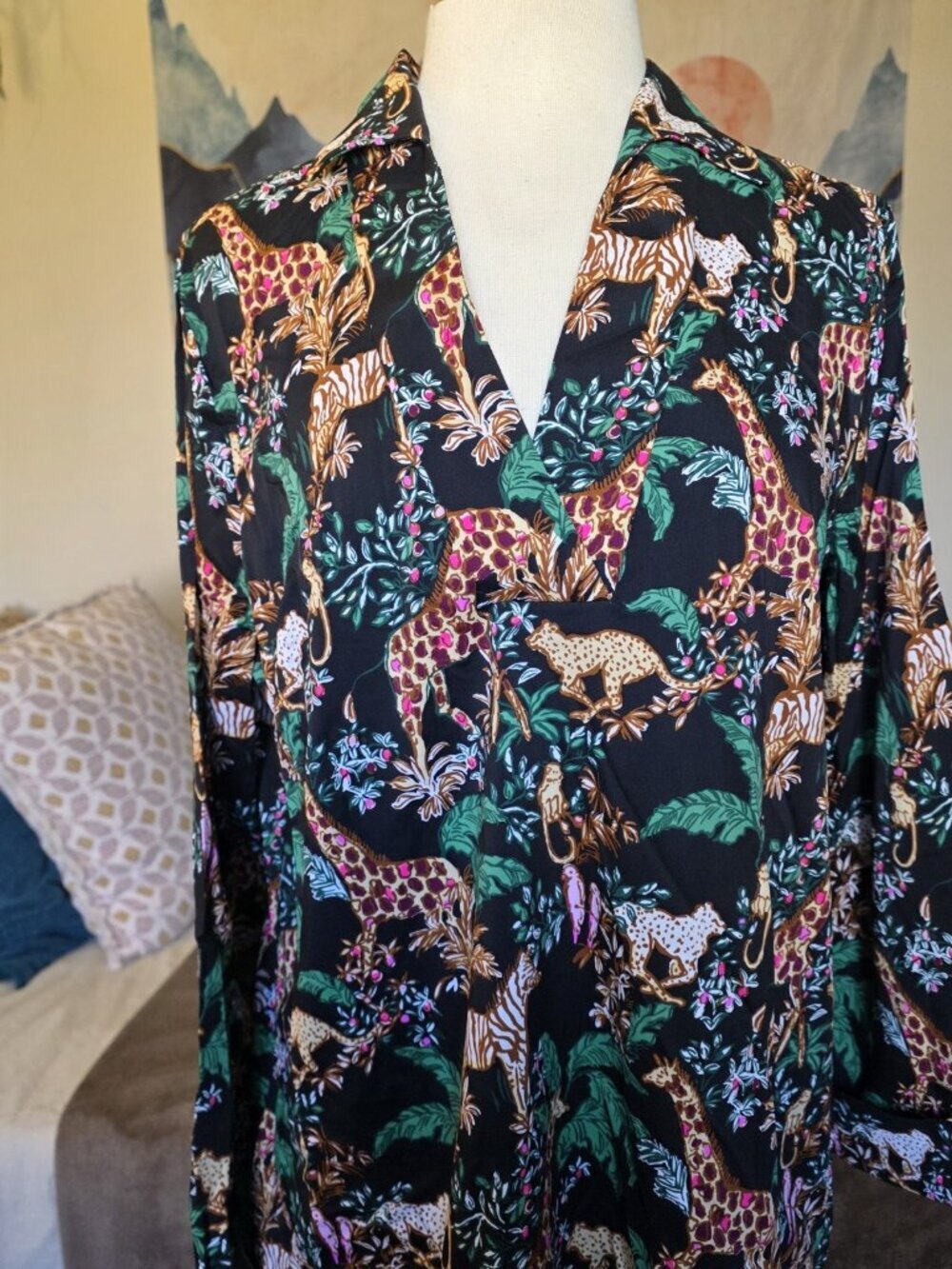 Lilly Pulitzer Chessie Dress XL UPF 50+ Luxletic Dancing in the Moonlight NWT - Picture 6 of 16